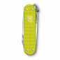 Preview: Victorinox Classic Pro Alox Limited Edition 2023, Electric Yellow, Vorderseite