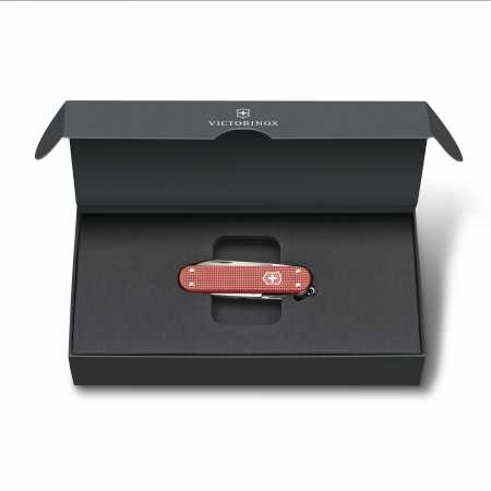 Victorinox Classic SD ALox Limited Edition 2025 Stone Red, Verpackung