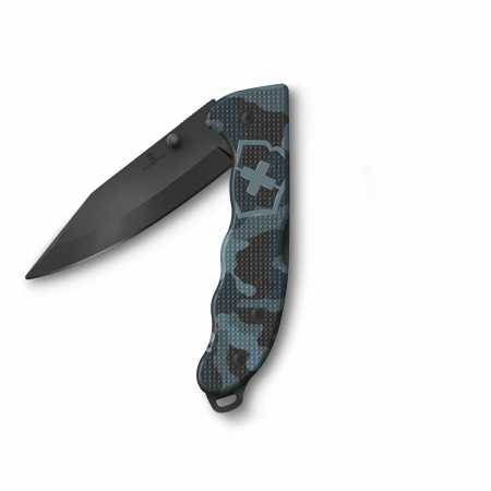 victorinox-evoke-navy-camouflage-offen