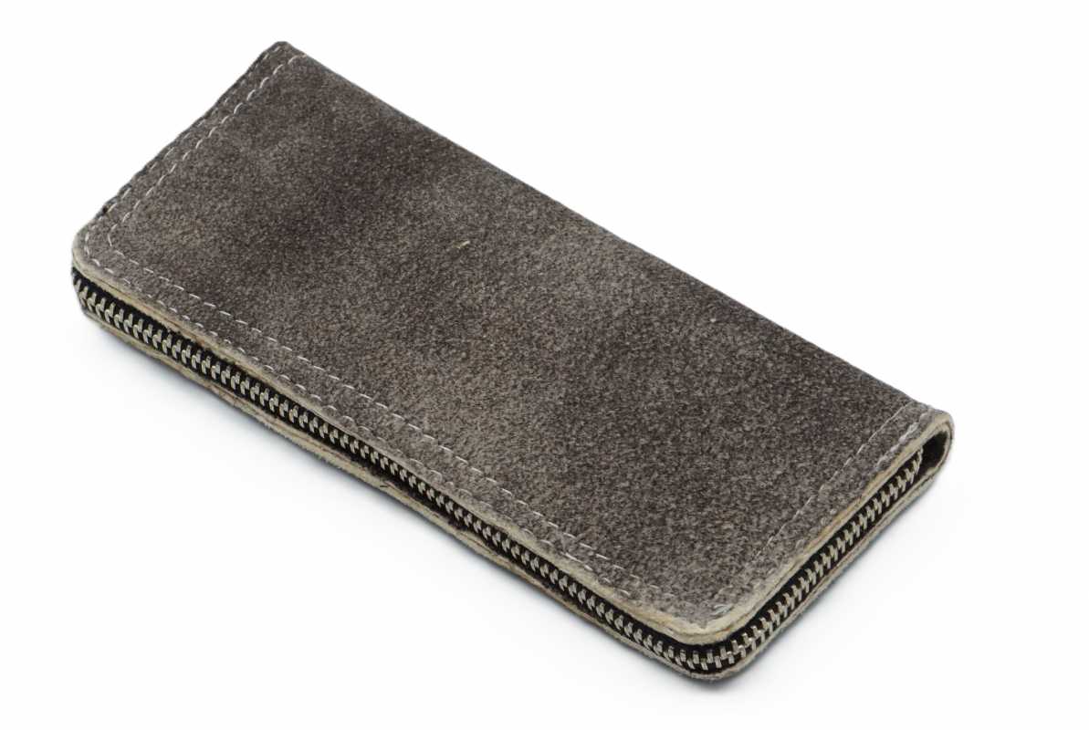 Dreiturm Etui Wildbock 5-tlg., Grau geschlossen
