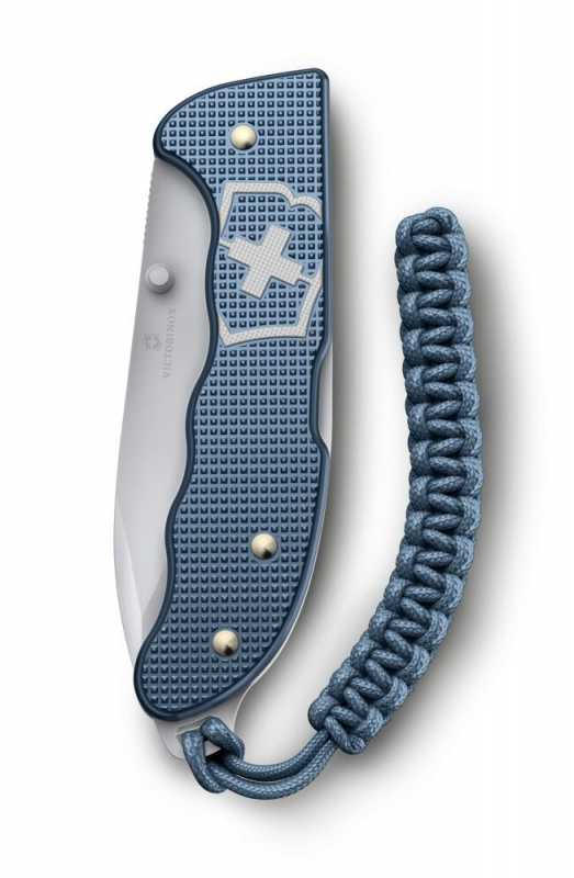 Victorinox Evoke Alox Limited Edition 2026 Blau, geschlossen Vorderseite