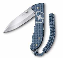 Victorinox Evoke Alox Limited Edition 2026 Blau, offen geklappt