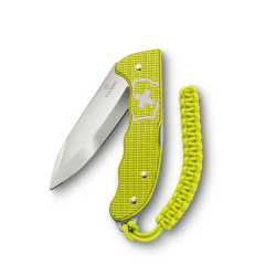 Victorinox Hunter Pro Alox Limited Edition 2023 Electric Yellow, offen